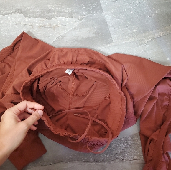 Lululemon Beyond the Studio Jogger. Dark Terracotta. 28". Size 8US. - Picture 13 of 16